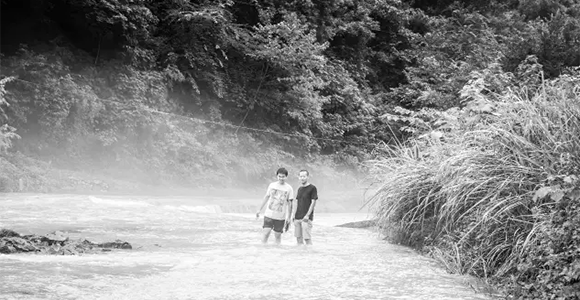 就算大雨让整座城市颠倒，不知名茶也会给你怀抱（巡山途中不正经的报道）